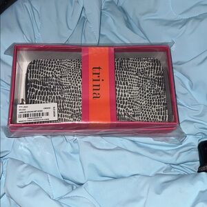 Trina Turk wallet